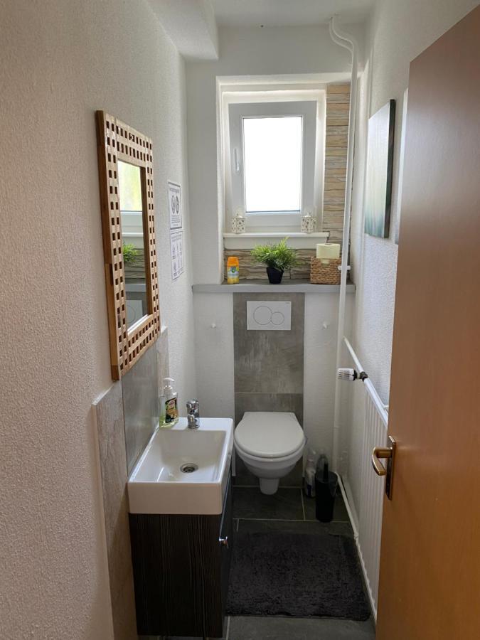 Kleines Apartment Mit Begehbarer Dusche Im Schlafzimmer エーバーバッハ エクステリア 写真